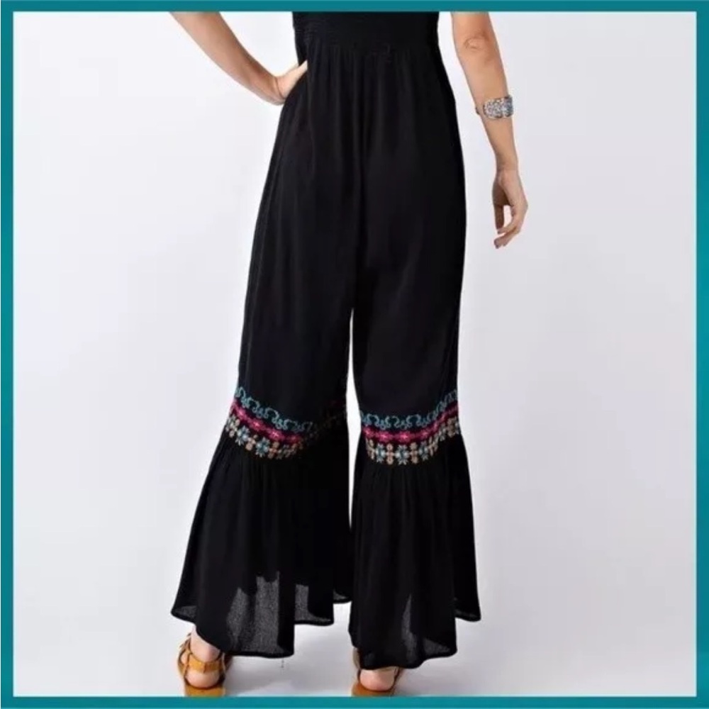 Easel Jumpsuit/Romper - Picture 3 of 8